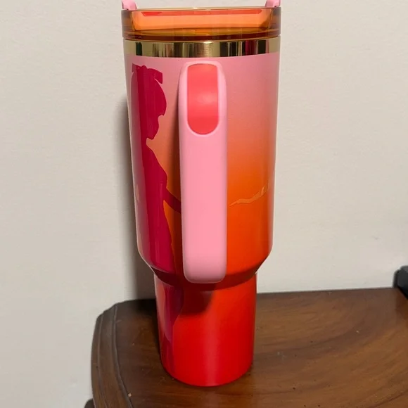 Stanley x Barbie limited Edition cup 40oz - Picture 3 of 8